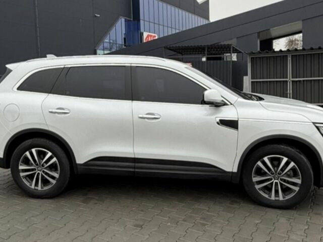 Білий Рено Колеос, об'ємом двигуна 2 л та пробігом 89 тис. км за 18700 $, фото 4 на Automoto.ua