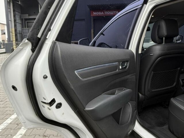 Білий Рено Колеос, об'ємом двигуна 2 л та пробігом 89 тис. км за 18700 $, фото 14 на Automoto.ua