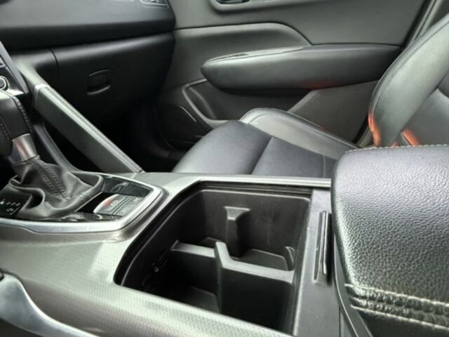 Білий Рено Колеос, об'ємом двигуна 2 л та пробігом 89 тис. км за 18700 $, фото 22 на Automoto.ua