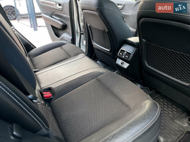 Белый Рено Колеос, объемом двигателя 1.7 л и пробегом 133 тыс. км за 23990 $, фото 48 на Automoto.ua