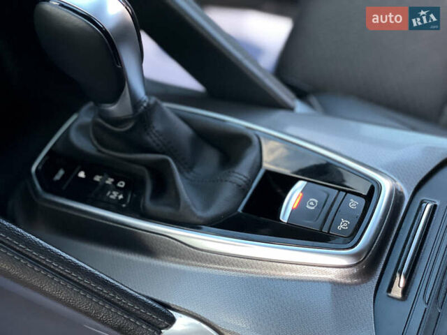 Белый Рено Колеос, объемом двигателя 1.75 л и пробегом 133 тыс. км за 23990 $, фото 37 на Automoto.ua