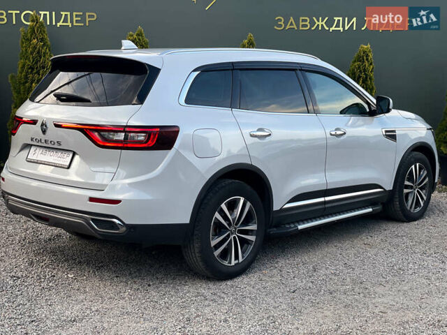 Белый Рено Колеос, объемом двигателя 1.7 л и пробегом 133 тыс. км за 23990 $, фото 29 на Automoto.ua
