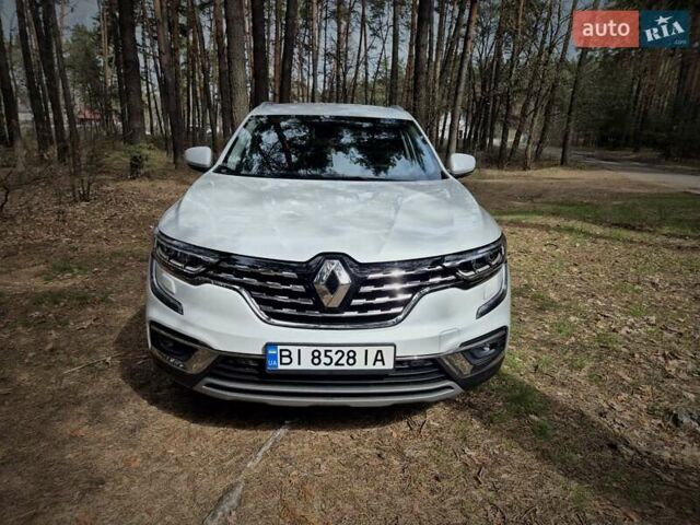 Белый Рено Колеос, объемом двигателя 2.49 л и пробегом 35 тыс. км за 27000 $, фото 2 на Automoto.ua