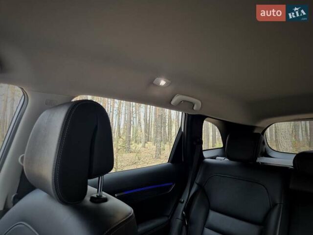 Белый Рено Колеос, объемом двигателя 2.49 л и пробегом 35 тыс. км за 27000 $, фото 46 на Automoto.ua