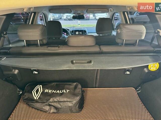 Белый Рено Колеос, объемом двигателя 2.49 л и пробегом 75 тыс. км за 21999 $, фото 61 на Automoto.ua