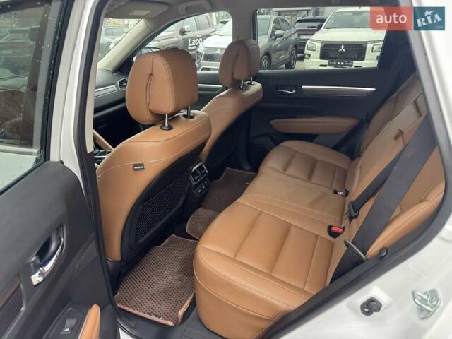 Білий Рено Колеос, об'ємом двигуна 2.49 л та пробігом 81 тис. км за 23500 $, фото 8 на Automoto.ua