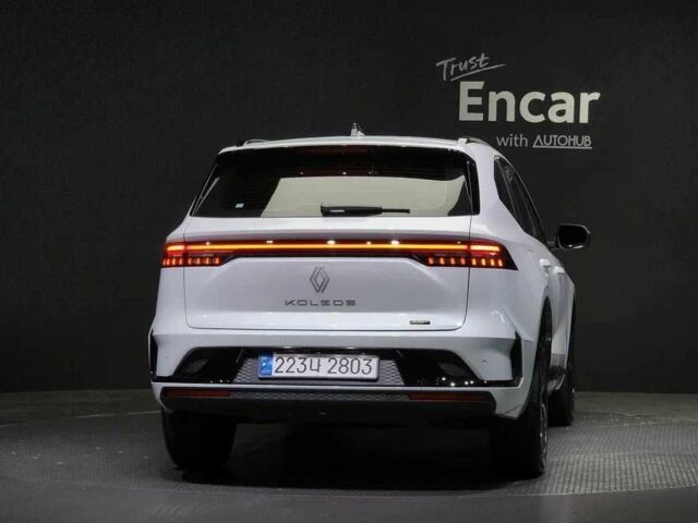 Белый Рено Колеос, объемом двигателя 1.5 л и пробегом 1 тыс. км за 29000 $, фото 3 на Automoto.ua