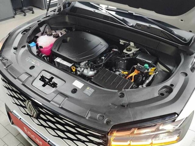 Белый Рено Колеос, объемом двигателя 1.5 л и пробегом 1 тыс. км за 29000 $, фото 4 на Automoto.ua