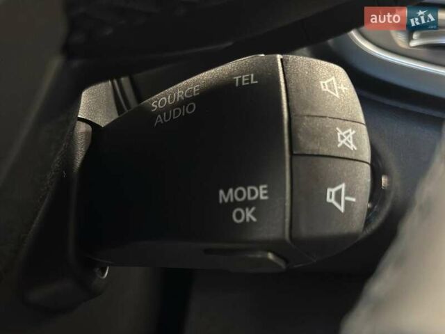 Белый Рено Колеос, объемом двигателя 2.49 л и пробегом 14 тыс. км за 33586 $, фото 35 на Automoto.ua