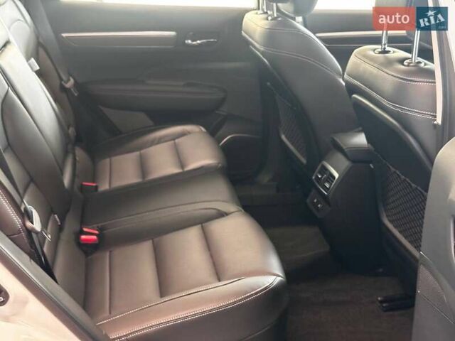 Белый Рено Колеос, объемом двигателя 2.49 л и пробегом 14 тыс. км за 33586 $, фото 32 на Automoto.ua