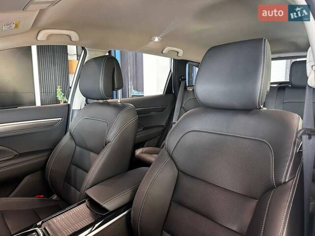 Рено Колеос 2024 в Львове на Automoto.ua Белый Рено Колеос, объемом двигателя 2.49 л и пробегом 1 тыс. км за 33794 $, фото 25 на Automoto.ua