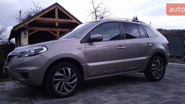 Бежевий Рено Колеос, об'ємом двигуна 2 л та пробігом 243 тис. км за 12700 $, фото 10 на Automoto.ua