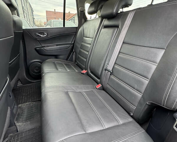 Бежевый Рено Колеос, объемом двигателя 2 л и пробегом 263 тыс. км за 13500 $, фото 24 на Automoto.ua