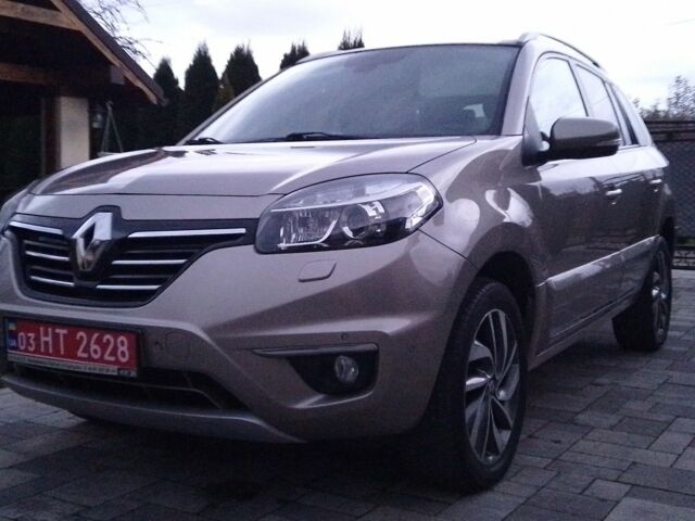 Бежевый Рено Колеос, объемом двигателя 2 л и пробегом 243 тыс. км за 12700 $, фото 1 на Automoto.ua