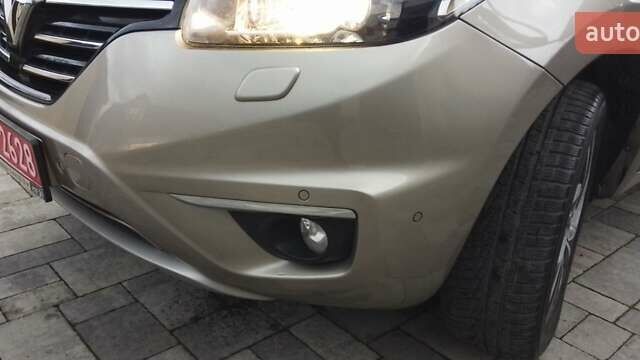 Бежевий Рено Колеос, об'ємом двигуна 2 л та пробігом 243 тис. км за 12700 $, фото 44 на Automoto.ua