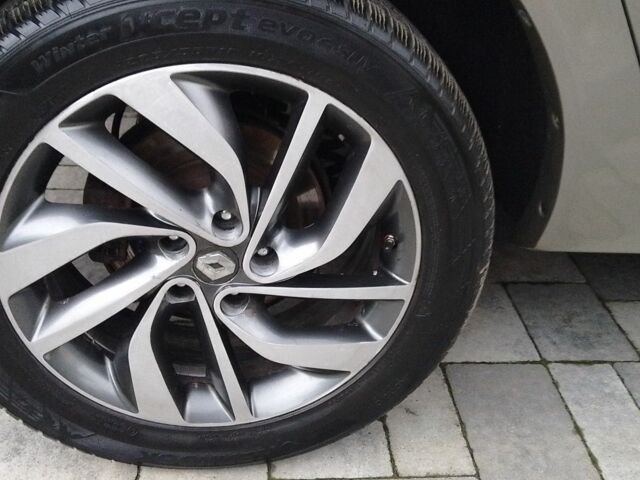 Бежевый Рено Колеос, объемом двигателя 2 л и пробегом 243 тыс. км за 12700 $, фото 11 на Automoto.ua