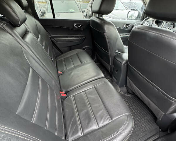 Бежевый Рено Колеос, объемом двигателя 2 л и пробегом 263 тыс. км за 13500 $, фото 33 на Automoto.ua