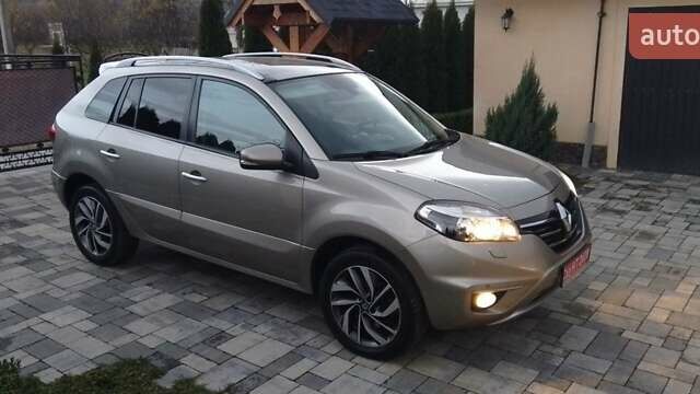 Бежевий Рено Колеос, об'ємом двигуна 2 л та пробігом 243 тис. км за 12700 $, фото 66 на Automoto.ua