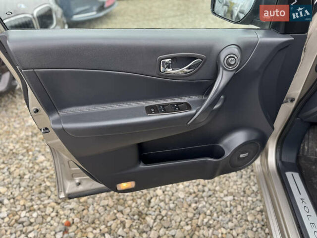 Бежевый Рено Колеос, объемом двигателя 2 л и пробегом 263 тыс. км за 13500 $, фото 14 на Automoto.ua