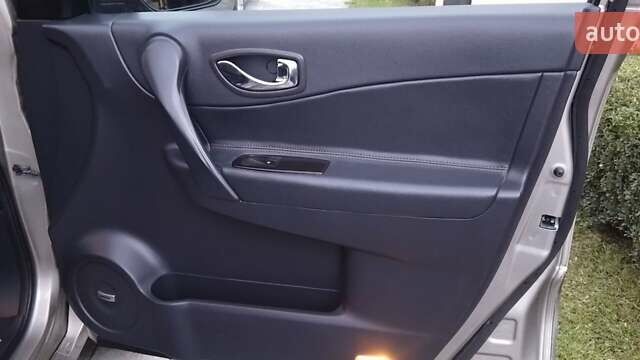 Бежевий Рено Колеос, об'ємом двигуна 2 л та пробігом 243 тис. км за 12700 $, фото 35 на Automoto.ua