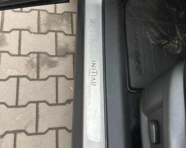 Бежевый Рено Колеос, объемом двигателя 2 л и пробегом 247 тыс. км за 21600 $, фото 33 на Automoto.ua