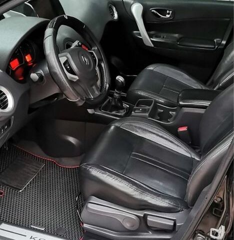 Чорний Рено Колеос, об'ємом двигуна 2 л та пробігом 303 тис. км за 6500 $, фото 16 на Automoto.ua