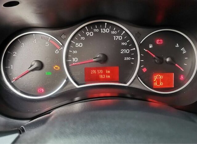 Чорний Рено Колеос, об'ємом двигуна 2 л та пробігом 303 тис. км за 6500 $, фото 10 на Automoto.ua