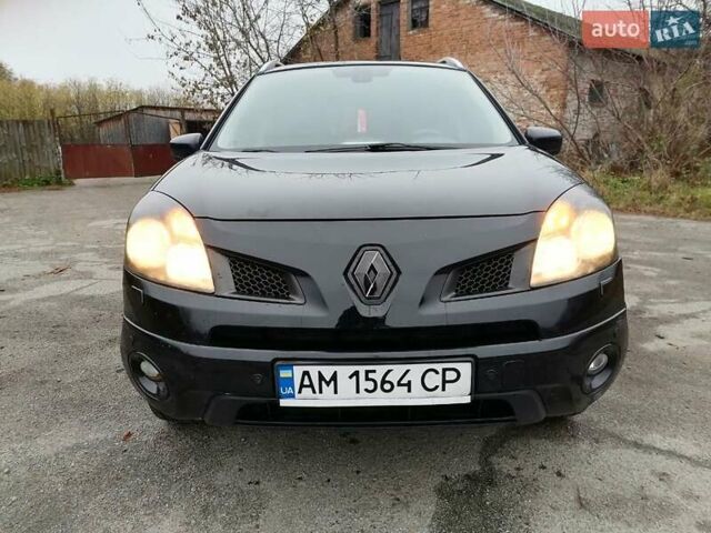 Черный Рено Колеос, объемом двигателя 2.5 л и пробегом 240 тыс. км за 6700 $, фото 4 на Automoto.ua