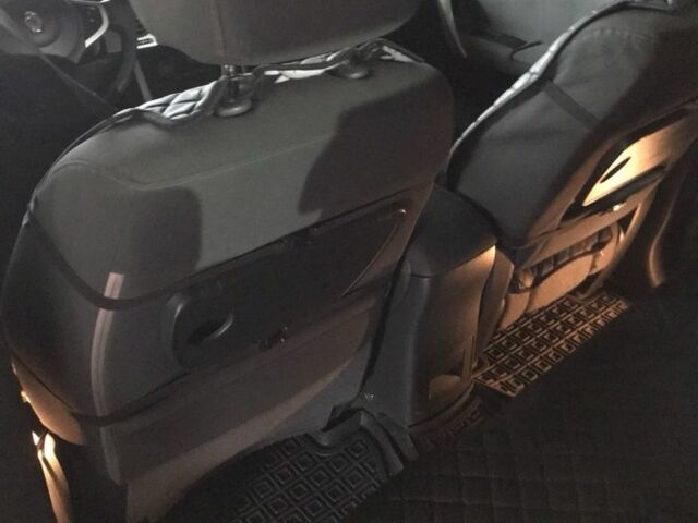 Черный Рено Колеос, объемом двигателя 2 л и пробегом 2 тыс. км за 7700 $, фото 7 на Automoto.ua