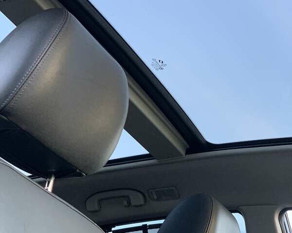 Рено Колеос 2008 в Кременце на Automoto.ua Черный Рено Колеос, объемом двигателя 2.45 л и пробегом 229 тыс. км за 6700 $, фото 27 на Automoto.ua