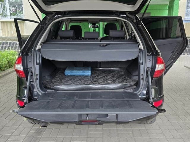 Черный Рено Колеос, объемом двигателя 2.5 л и пробегом 173 тыс. км за 8650 $, фото 8 на Automoto.ua