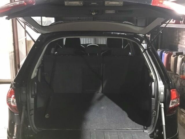 Черный Рено Колеос, объемом двигателя 2 л и пробегом 2 тыс. км за 7700 $, фото 4 на Automoto.ua