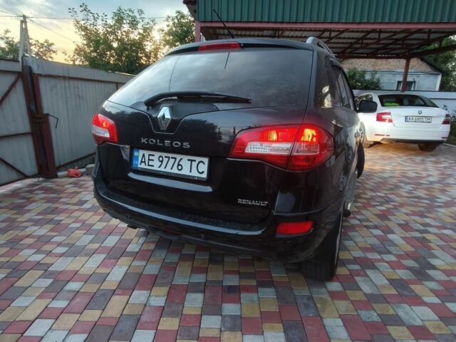 Черный Рено Колеос, объемом двигателя 2.5 л и пробегом 300 тыс. км за 8500 $, фото 21 на Automoto.ua