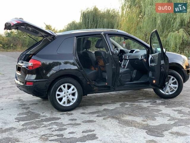 Рено Колеос 2008 в Кременце на Automoto.ua Черный Рено Колеос, объемом двигателя 2.45 л и пробегом 229 тыс. км за 6700 $, фото 3 на Automoto.ua