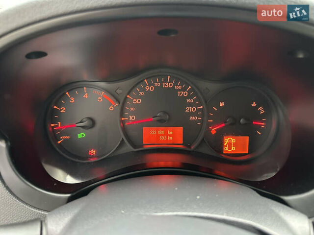 Черный Рено Колеос, объемом двигателя 2 л и пробегом 233 тыс. км за 8500 $, фото 24 на Automoto.ua