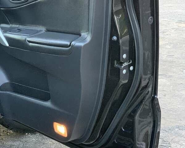 Рено Колеос 2008 в Кременце на Automoto.ua Черный Рено Колеос, объемом двигателя 2.45 л и пробегом 229 тыс. км за 6700 $, фото 35 на Automoto.ua