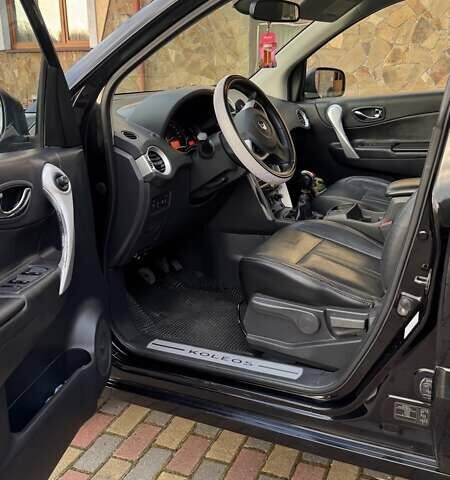 Черный Рено Колеос, объемом двигателя 2 л и пробегом 284 тыс. км за 7500 $, фото 10 на Automoto.ua