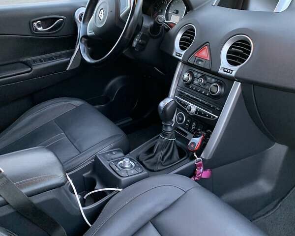 Рено Колеос 2008 в Кременце на Automoto.ua Черный Рено Колеос, объемом двигателя 2.45 л и пробегом 229 тыс. км за 6700 $, фото 17 на Automoto.ua