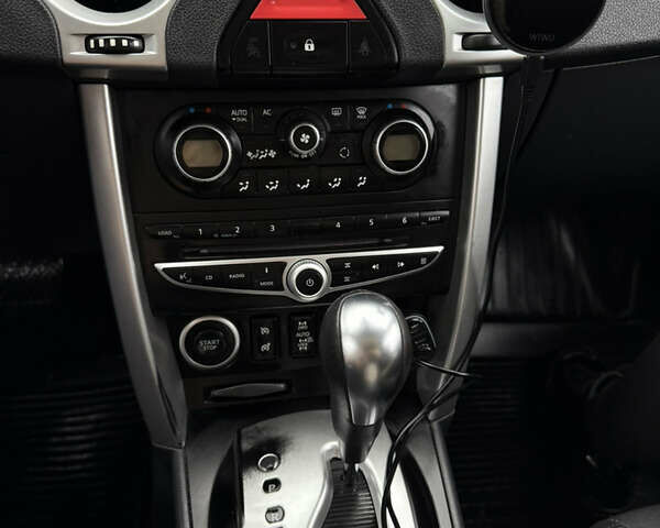 Чорний Рено Колеос, об'ємом двигуна 2 л та пробігом 324 тис. км за 8999 $, фото 9 на Automoto.ua