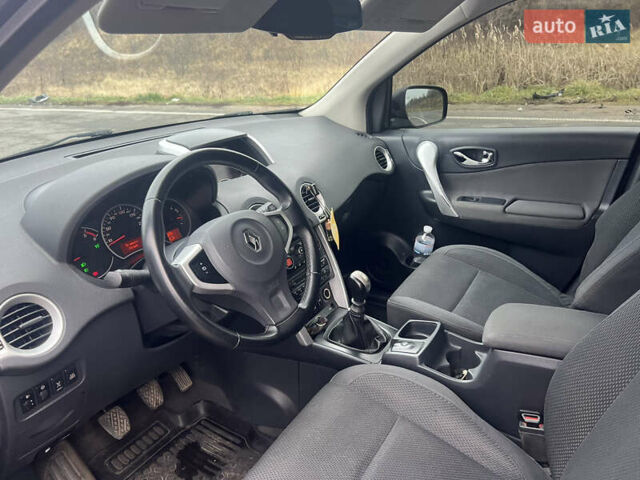 Черный Рено Колеос, объемом двигателя 2 л и пробегом 350 тыс. км за 8500 $, фото 5 на Automoto.ua