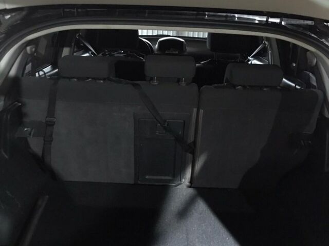 Черный Рено Колеос, объемом двигателя 2 л и пробегом 2 тыс. км за 7700 $, фото 5 на Automoto.ua