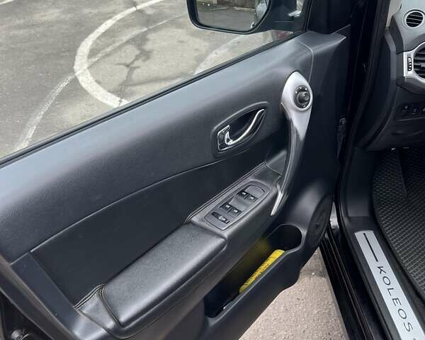 Черный Рено Колеос, объемом двигателя 2 л и пробегом 230 тыс. км за 8500 $, фото 8 на Automoto.ua