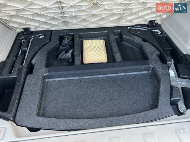 Черный Рено Колеос, объемом двигателя 2 л и пробегом 232 тыс. км за 8999 $, фото 33 на Automoto.ua