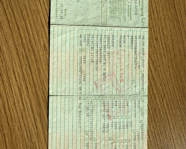 Чорний Рено Колеос, об'ємом двигуна 2 л та пробігом 200 тис. км за 6950 $, фото 7 на Automoto.ua