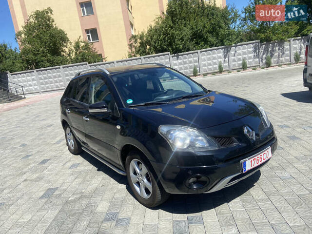 Черный Рено Колеос, объемом двигателя 2 л и пробегом 199 тыс. км за 8750 $, фото 2 на Automoto.ua
