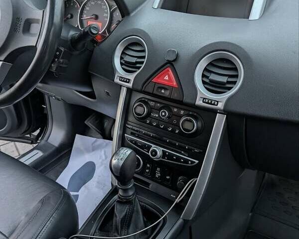 Рено Колеос 2009 у Калуше на Automoto.ua Чорний Рено Колеос, об'ємом двигуна 2 л та пробігом 205 тис. км за 8700 $, фото 16 на Automoto.ua