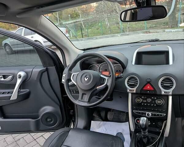 Рено Колеос 2009 у Калуше на Automoto.ua Чорний Рено Колеос, об'ємом двигуна 2 л та пробігом 205 тис. км за 8700 $, фото 2 на Automoto.ua