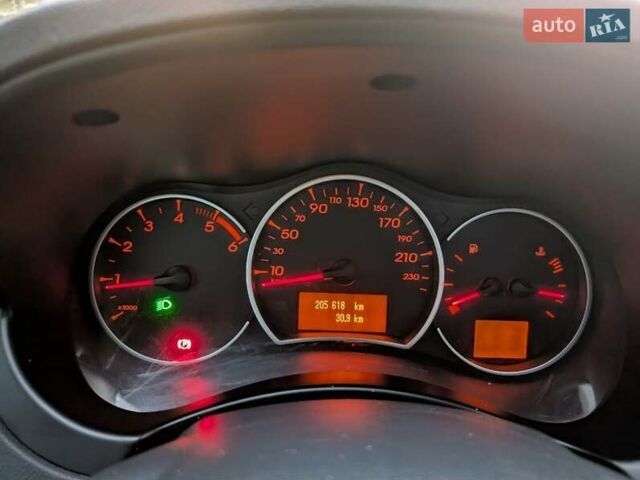 Рено Колеос 2009 у Калуше на Automoto.ua Чорний Рено Колеос, об'ємом двигуна 2 л та пробігом 205 тис. км за 8700 $, фото 10 на Automoto.ua