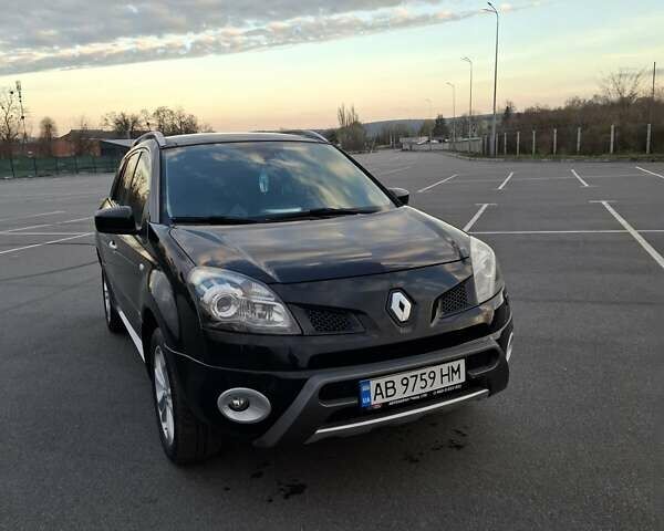 Чорний Рено Колеос, об'ємом двигуна 2 л та пробігом 220 тис. км за 9950 $, фото 3 на Automoto.ua