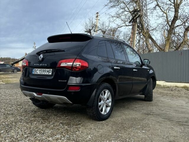 Черный Рено Колеос, объемом двигателя 2 л и пробегом 300 тыс. км за 9000 $, фото 6 на Automoto.ua